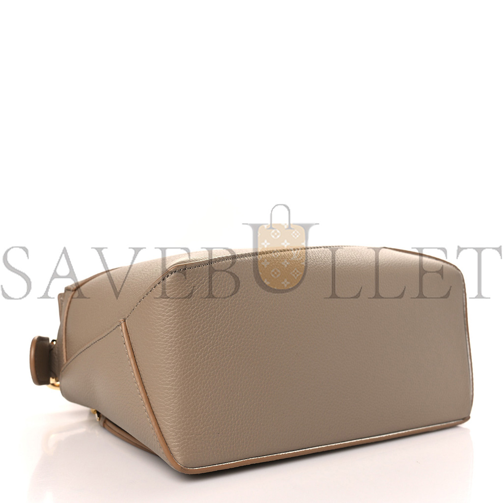 LOEWE GRAINED CALFSKIN SMALL PUZZLE EDGE BAG SAND (24*16.5*10.5cm)