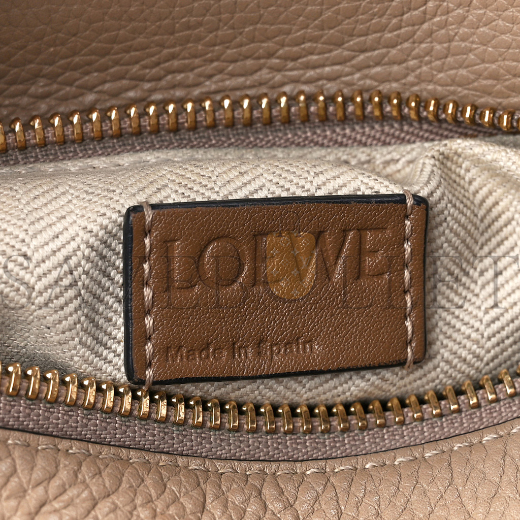 LOEWE GRAINED CALFSKIN SMALL PUZZLE BAG SAND MINK (24*16.5*10.5cm) 